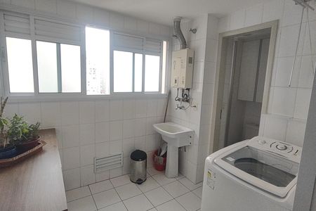 Apartamento à venda com 108m², 3 quartos e 2 vagas Apartamento à venda com 108m², 3 quartos e 2 vagasÁrea de Serviço