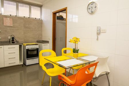 Apartamento à venda com 105m², 2 quartos e sem vaga