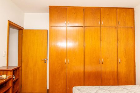 Apartamento à venda com 105m², 2 quartos e sem vaga