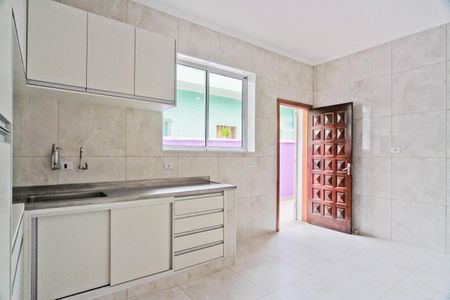 Cozinha de casa para alugar com 2 quartos, 315m² em Jardim São Paulo, São Paulo
