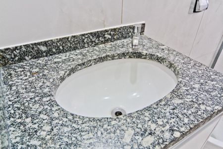 Banheiro de casa para alugar com 2 quartos, 315m² em Jardim São Paulo, São Paulo