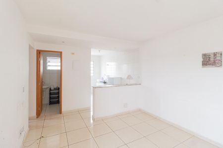 Sala de apartamento para alugar com 2 quartos, 55m² em Parque Jose Alex Andre, Carapicuíba