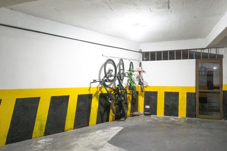 Bicicletário de apartamento à venda com 2 quartos, 80m² em Vila Nova Savoia, São Paulo