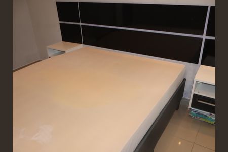 Suíte de casa para alugar com 3 quartos, 210m² em Vila Rica, São Paulo