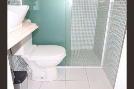 Casa para alugar com 210m², 3 quartos e 2 vagasBanheiro Social
