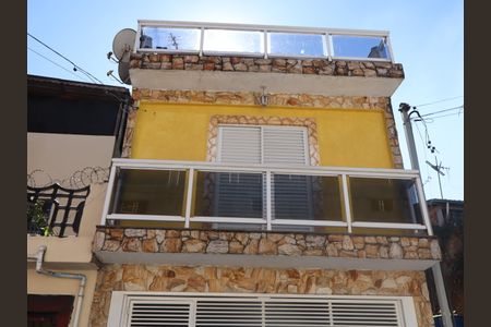 Casa para alugar com 210m², 3 quartos e 2 vagasFachada e portão