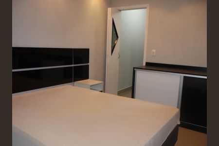 Casa para alugar com 210m², 3 quartos e 2 vagasSuíte