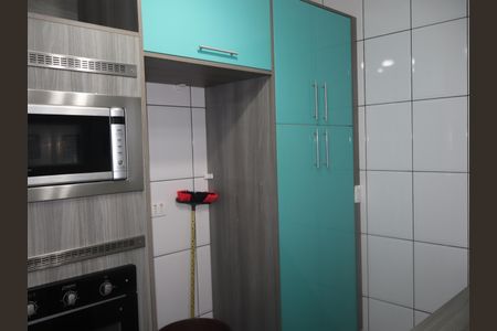 Cozinha de casa para alugar com 3 quartos, 210m² em Vila Rica, São Paulo