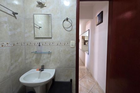 Apartamento para alugar com 55m², 2 quartos e 2 vagas Apartamento para alugar com 55m², 2 quartos e 2 vagasBanheiro