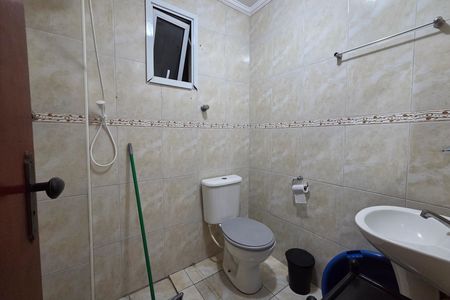 Apartamento para alugar com 55m², 2 quartos e 2 vagas Apartamento para alugar com 55m², 2 quartos e 2 vagasBanheiro