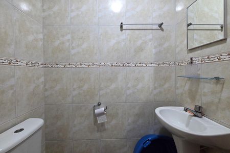 Apartamento para alugar com 55m², 2 quartos e 2 vagas Apartamento para alugar com 55m², 2 quartos e 2 vagasBanheiro
