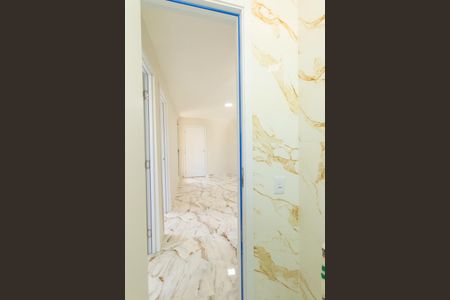 Apartamento à venda com 42m², 2 quartos e 1 vaga Apartamento à venda com 42m², 2 quartos e 1 vagaBanheiro Social