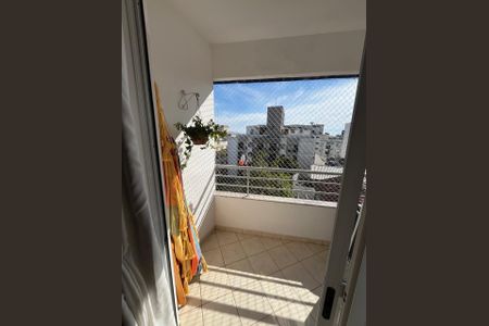 Apartamento para alugar com 90m², 3 quartos e 1 vagaVaranda