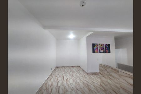 Sala de casa para alugar com 1 quarto, 57m² em Vila Constanca, São Paulo