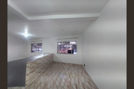 Sala de casa para alugar com 1 quarto, 57m² em Vila Constanca, São Paulo