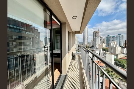 Apartamento à venda com 30m², 1 quarto e 1 vaga Apartamento à venda com 30m², 1 quarto e 1 vagaVaranda