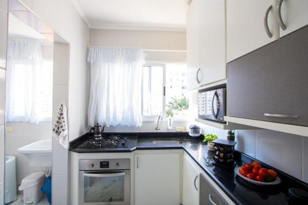 Apartamento à venda com 92m², 3 quartos e 2 vagas Apartamento à venda com 92m², 3 quartos e 2 vagasCozinha