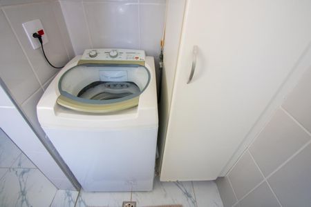 Apartamento à venda com 92m², 3 quartos e 2 vagas Apartamento à venda com 92m², 3 quartos e 2 vagasÁrea de serviço