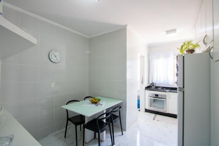 Apartamento à venda com 92m², 3 quartos e 2 vagas Apartamento à venda com 92m², 3 quartos e 2 vagasCozinha