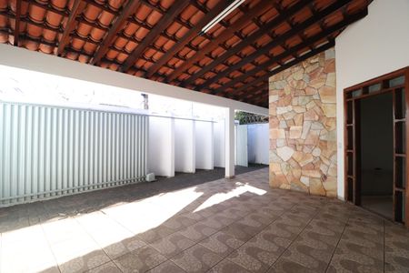 Casa para alugar com 200m², 4 quartos e 2 vagasVaranda da Sala