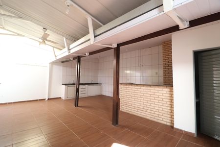 Casa para alugar com 200m², 4 quartos e 2 vagasVaranda gourmet