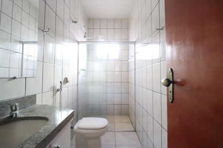 Casa para alugar com 200m², 4 quartos e 2 vagasBanheiro do Quarto 3