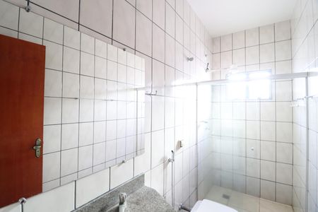 Casa para alugar com 200m², 4 quartos e 2 vagasBanheiro do Quarto 3