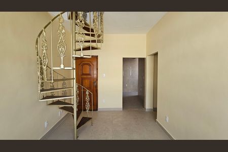 Sala de apartamento para alugar com 2 quartos, 80m² em Centro, Nova Iguaçu
