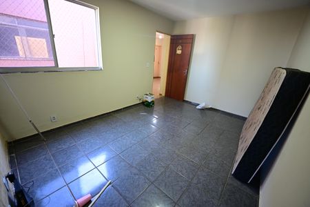 Apartamento à venda com 2 quartos, 74m² em Setor dos Afonsos, Goiânia