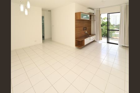 Apartamento para alugar com 75m², 3 quartos e 2 vagas