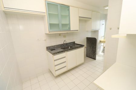 Apartamento para alugar com 75m², 3 quartos e 2 vagas