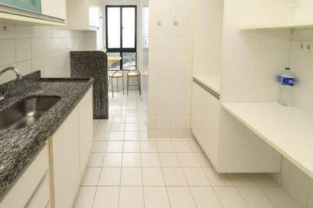 Apartamento para alugar com 75m², 3 quartos e 2 vagas
