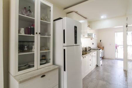 Casa para alugar com 250m², 3 quartos e 2 vagas Casa para alugar com 250m², 3 quartos e 2 vagasCozinha