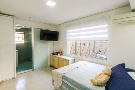 Casa para alugar com 250m², 3 quartos e 2 vagas Casa para alugar com 250m², 3 quartos e 2 vagasSuíte