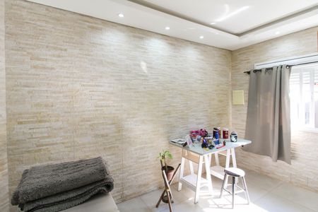 Fundos de casa para alugar com 3 quartos, 250m² em Rio Branco, Canoas