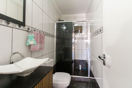 Casa para alugar com 250m², 3 quartos e 2 vagas Casa para alugar com 250m², 3 quartos e 2 vagasBanheiro
