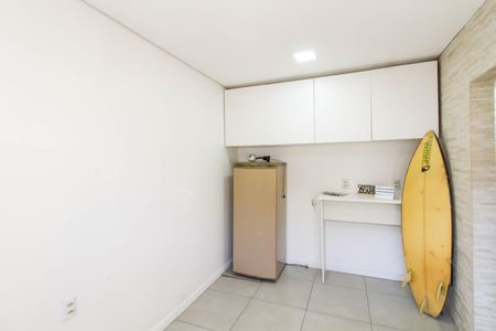 Casa para alugar com 250m², 3 quartos e 2 vagas Casa para alugar com 250m², 3 quartos e 2 vagasFundos