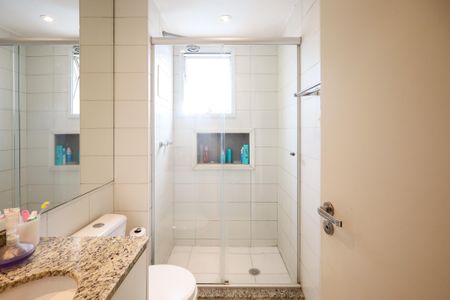 Apartamento à venda com 107m², 3 quartos e 1 vagaBanheiro da Suíte 1