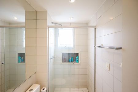 Apartamento à venda com 107m², 3 quartos e 1 vagaBanheiro da Suíte 1