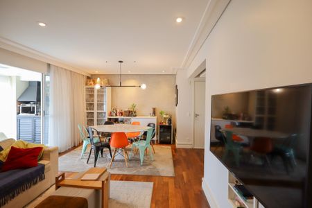 Apartamento à venda com 107m², 3 quartos e 1 vagaSala de estar