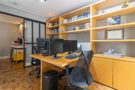 Apartamento à venda com 107m², 3 quartos e 1 vaga Apartamento à venda com 107m², 3 quartos e 1 vagaEscritório