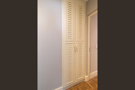 Apartamento à venda com 107m², 3 quartos e 1 vaga Apartamento à venda com 107m², 3 quartos e 1 vagaCorredor