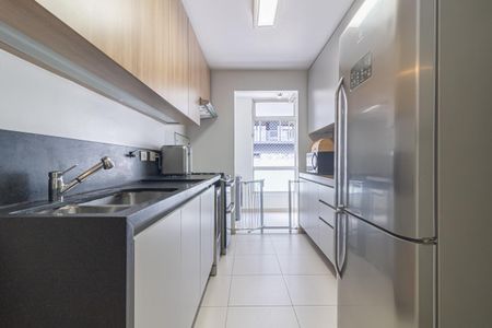 Apartamento à venda com 107m², 3 quartos e 1 vaga Apartamento à venda com 107m², 3 quartos e 1 vagaCozinha