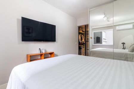 Apartamento à venda com 107m², 3 quartos e 1 vaga Apartamento à venda com 107m², 3 quartos e 1 vagaQuarto Suíte
