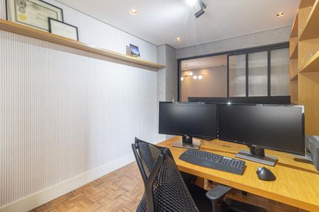 Apartamento à venda com 107m², 3 quartos e 1 vaga Apartamento à venda com 107m², 3 quartos e 1 vagaEscritório