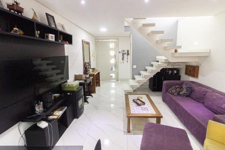 Sala de casa para alugar com 2 quartos, 170m² em Água Rasa, São Paulo