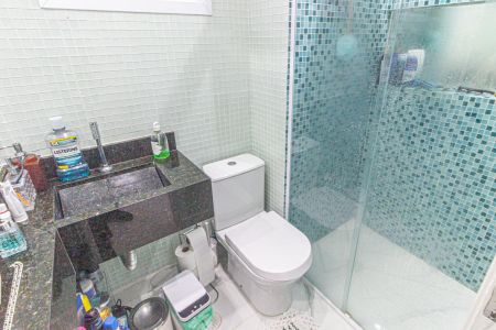 Banheiro de casa para alugar com 2 quartos, 170m² em Água Rasa, São Paulo
