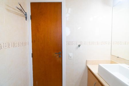 Apartamento à venda com 81m², 2 quartos e 1 vagaBanheiro