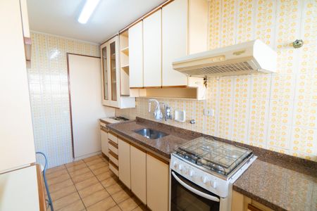 Cozinha de apartamento à venda com 2 quartos, 81m² em Parque Imperial, São Paulo