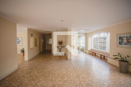 Hall social de apartamento à venda com 2 quartos, 81m² em Parque Imperial, São Paulo
